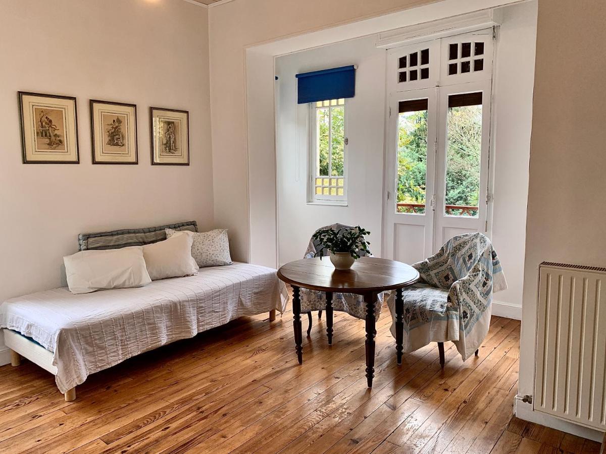 Le Bearn Sous Les Toits Bed & Breakfast Nay  Luaran gambar
